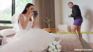 Oil Gal Gadot Porn (Runaway Bride Trailer) ApeTube