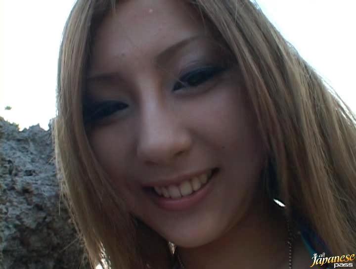 Awesome Yurina Asian doll has some outdoor sex - 2