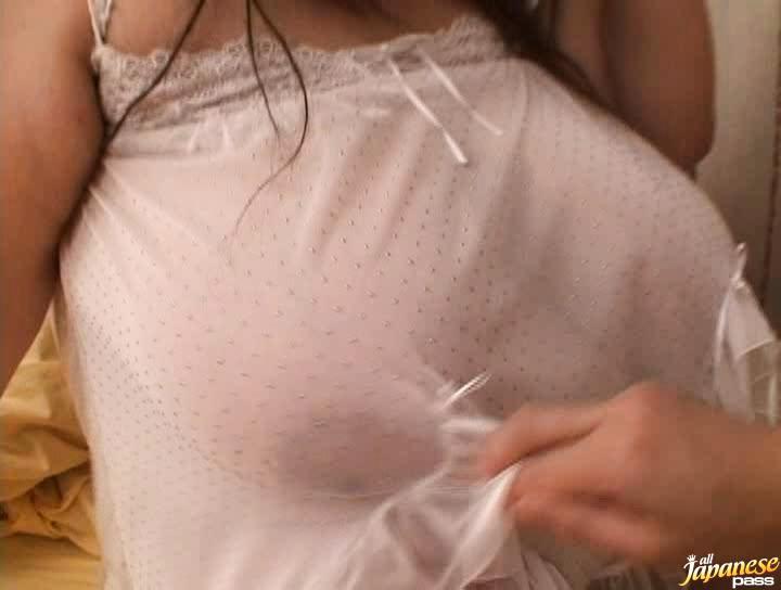 Turkish  Awesome Hitomi Matsumoto Hot Japanese model has big tits Lovoo - 1