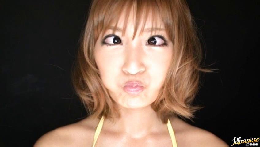 Famosa  Awesome Virtual POV blowjobs and facial with gorgeous Kirara Asuka PicHunter - 2
