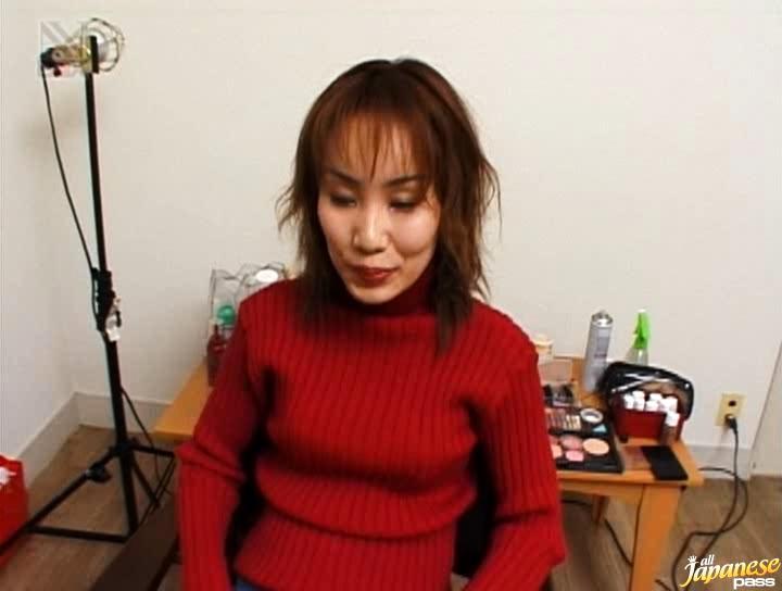 Awesome Yuki Yoshida's On Her Knees To Give A POV Blowjob - 1