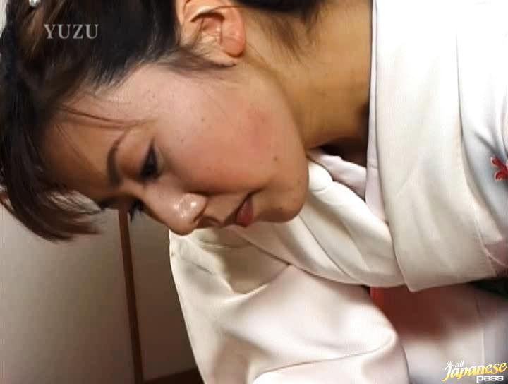 Amateur Pussy Awesome Kimono clad Japanese MILF Megumi Tsuchida wanks off a dick Cum On Tits
