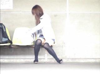 Fantasti Awesome Yuzuki Hatano nice teen in a short skirt is an exhibitionist Porra