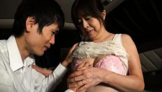 ErosBerry Awesome Mature Japanese AV model gives a hand job in the car PornHub