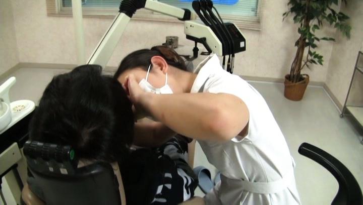 Gostoso  Awesome Lovely Asian dentist gets drilled by patient Bear - 2