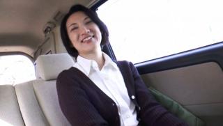 Wives Awesome Horny asian mature enjoys hard sex in the car...