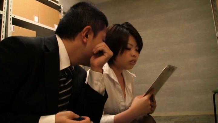 Machine Awesome Enticing Japanese AV model sucks cock in the office Cojiendo