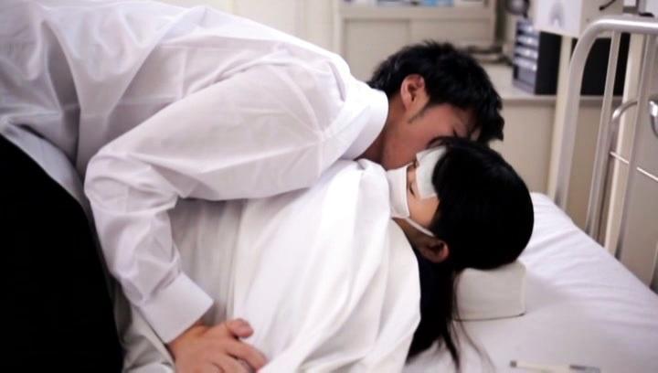 Gay Friend Awesome Kaho Mizuzaki is a hospital patient when she is offered a cock to suck Blow Job Porn