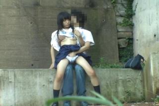 Casero Awesome Asian sweetie and her guy having sex on the steps outside PinkRod
