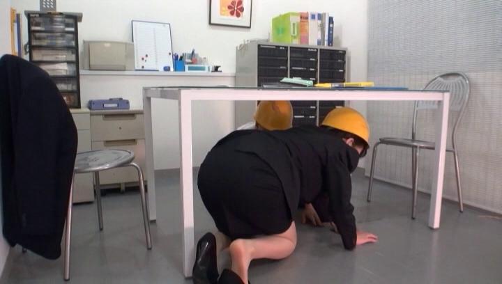 duckmovies Awesome Japanese AV Model is a naughty office lady banged hard in the office Punheta