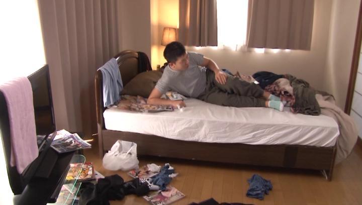Gay Youngmen  Awesome Shy guy get a surprise from a mature Asian MILF IAFD - 1