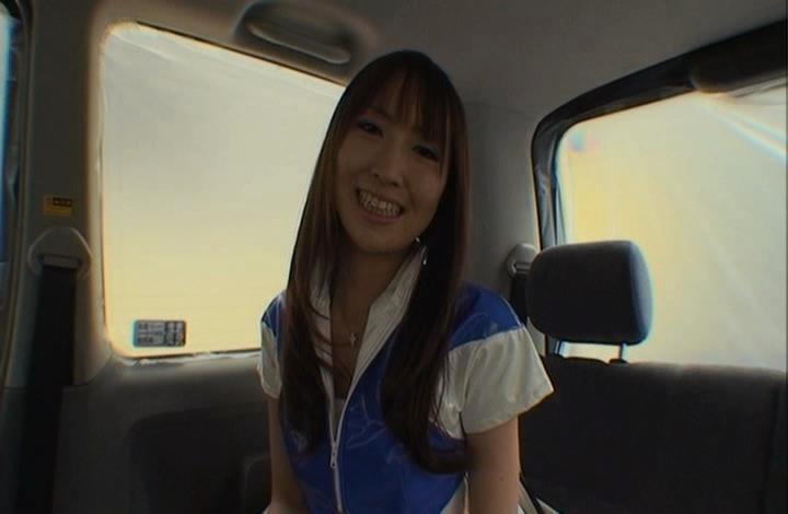 Awesome Racing Queen Miyu Nakai Teases Her Driver on the way to a Shoot - 2