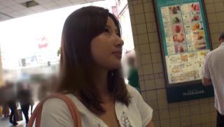 Woman Awesome Yyui Tsukushi gets naughty on a dude's balls Unshaved