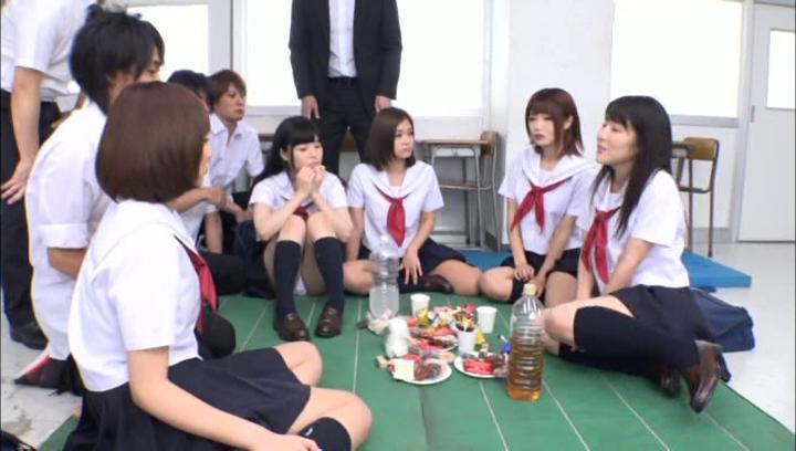 Awesome Raunchy Asian teens enjoying a spicy group action - 1