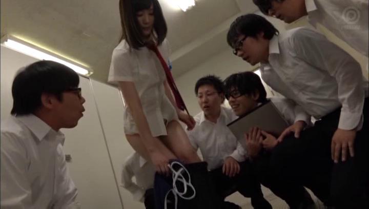 Awesome Sleazy teen Suzumura Airi enjoys a steamy foursome - 1