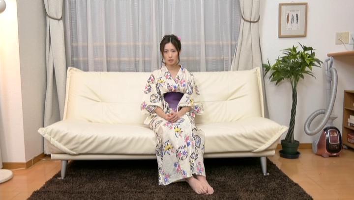 Awesome Saekun Maiko gets nailed on the couch - 1