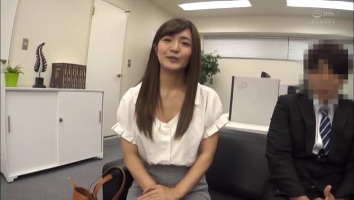 Awesome Amateur Japanese av model gets laid with her boss - 1
