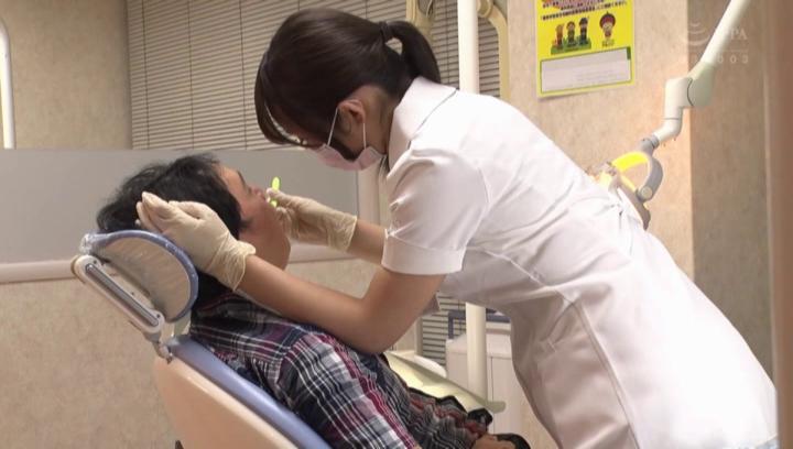Playboy  Awesome Kinky Japanese nurse Kiritani Nao giving a sexual therapy Transvestite - 1