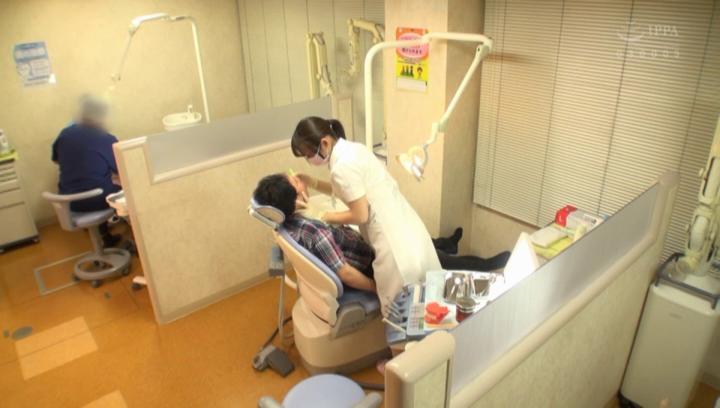 Awesome Kinky Japanese nurse Kiritani Nao giving a sexual therapy - 1