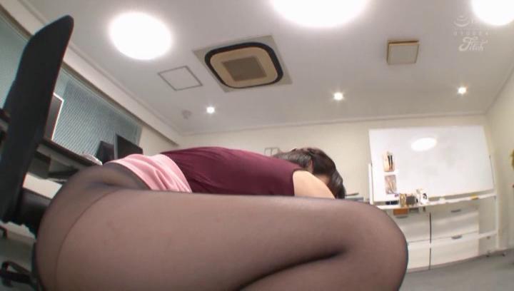 UpComics Awesome Japanese office lady in a black pantyhose giving an oral job French Porn