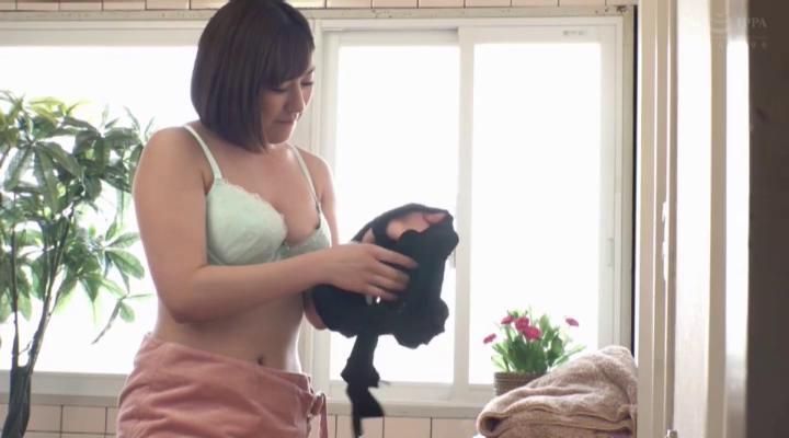 Awesome Japanese woman is ready to strip for cock - 2