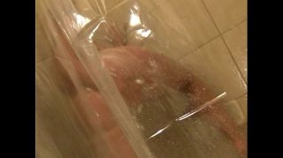 Masseuse Big Ass Babe gets caught taking a shower Newbie