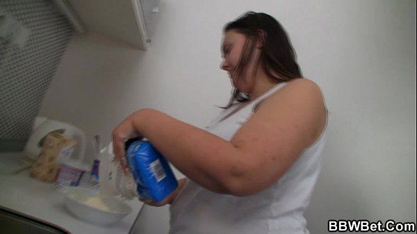 Cooking BBW gets lured into cock riding - 2