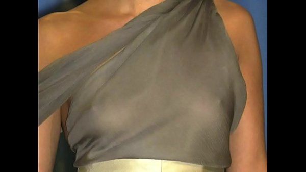 Jennifer Lopez and IGGY AZALEA Topless: http://ow.ly/SqHsN - 1