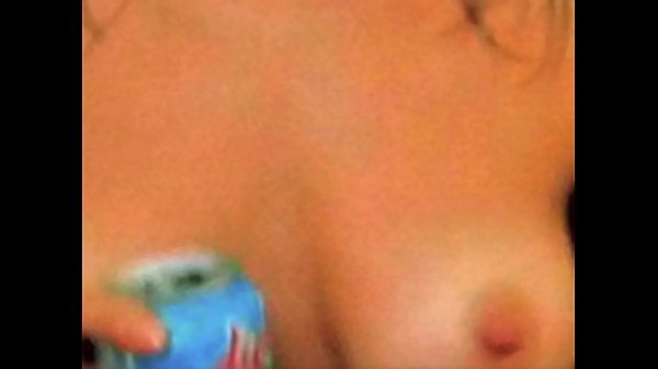 Jennifer Aniston Naked: http://ow.ly/SqHxI - 2