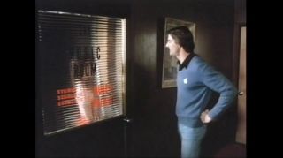 24Video Brief affair (1982) - Blowjobs & Cumshots Cut DDFNetwork - 1