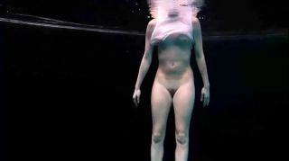 OCCash Andrejka – underwater gymnastics Deepthroating