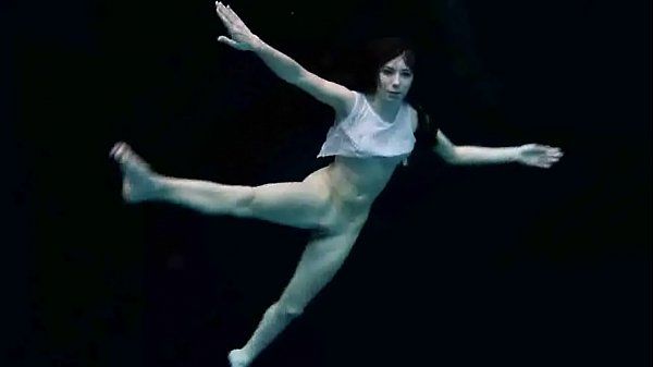 Andrejka – underwater gymnastics - 1
