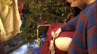 Ex Gf Christmas PAWG surprise! - Erin Electra Ceskekundy