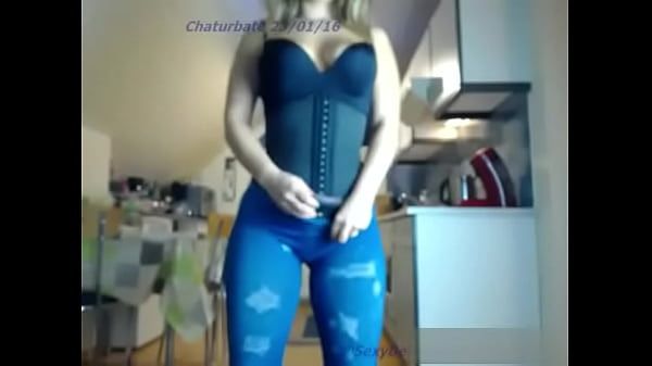 Sentando girl sexydea masturbating on live webcam Transvestite