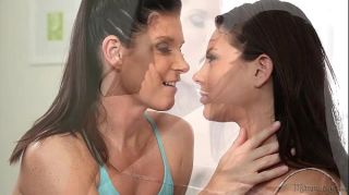 SVScomics Shyla Jennings and India Summer at Mommy's Girl Amateur Vids