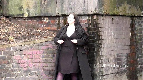 BBW amateur Emmas public masterbation and outdoor flashing of fat gal in homemad - 1