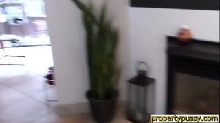 YouFuckTube Amazing body real estate agent gets paid for her hard work Suruba