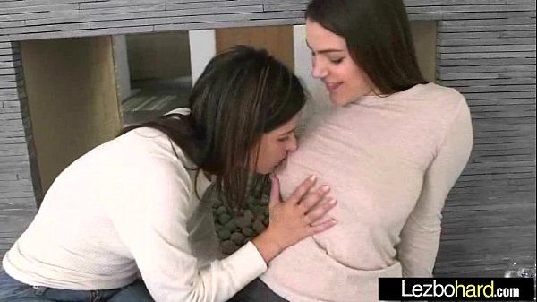 (Valentina Nappi & Leah Gotti) Girl On Girl Play With Their Bodies In Lesbo Sex Act mov-29 - 2