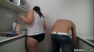 Novia Fat chick fucks when cooking Family Taboo