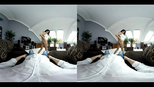 ClipHunter Aida Sweet Looks Incredible In VR Sex Video Wam