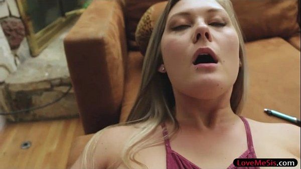 Passionate Teen Addison Lee fucked and receives warm cum on her face TubeGals