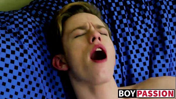 Masturbation Adorable twink guy Nico Michaelson gets horny and wanks it Teen Porn - 1