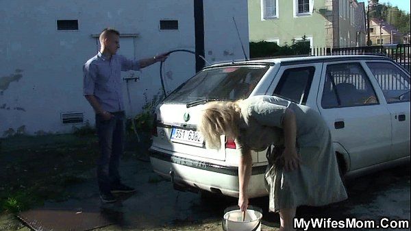 Doggy-fucking old blonde m. inlaw outdoor - 1