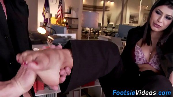 Gay Medic Cop gets her feet cumshot Polish
