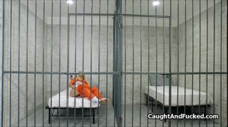 Pelada Blonde convict fucks in jail Heels