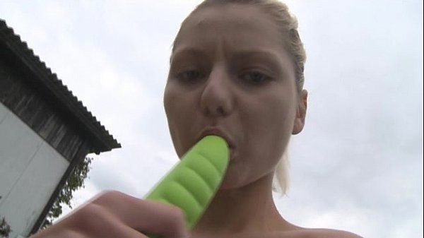 Blond teen dildoing her shaved pussy by the pool - 2