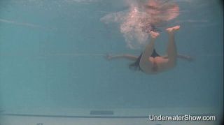 Facial Erotic underwater show of Natalia Foreplay