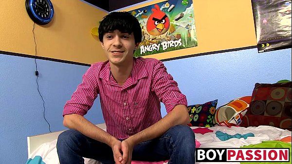 Horny emo twink interviewed on cam then jerks off - 2