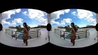 Cums Noemilk Is A Juicy Latina Who Shows You All In VR Vip
