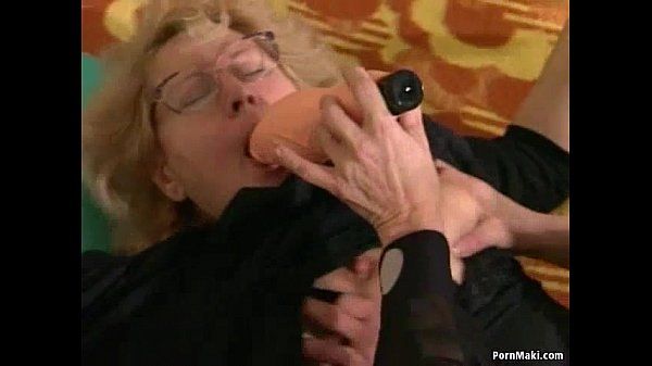 Ametuer Porn Hairy Granny gets dildoed before fucks with young guy FreeAnimeForLife - 1